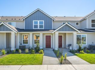 85 E Lupine Ln, Hayden Lake, ID 83835