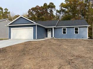 55416 Falling Water Dr, Elkhart, IN