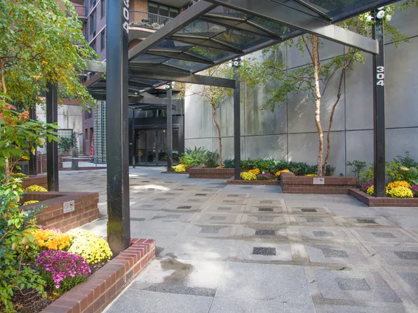 304 East 65th Street image 11 of 13