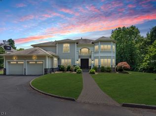 50 Northrop Ln, Tenafly, NJ 07670