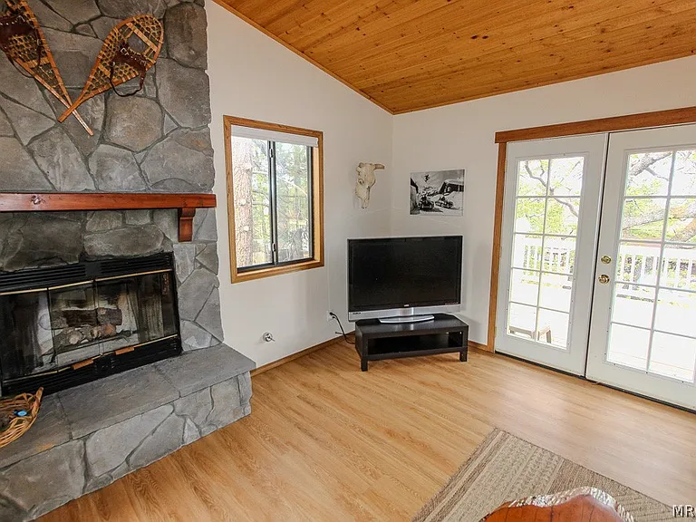 684 Butte Ave — Photo 13