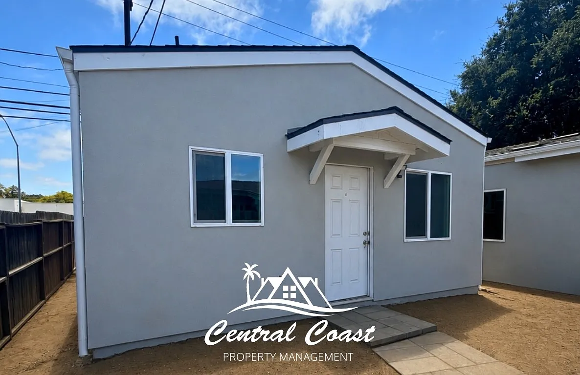 De Armond Pl, Santa Maria — Photo 1