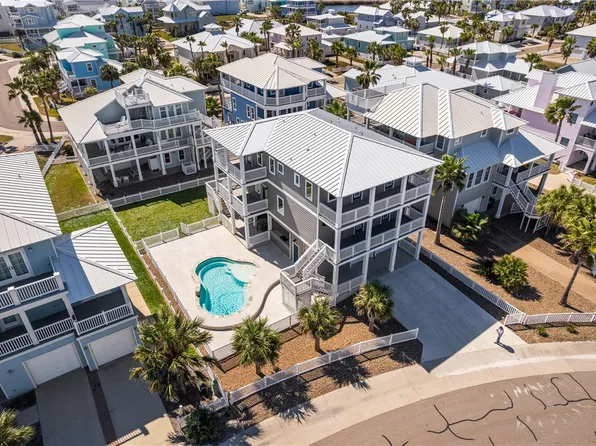 272 Marco Ln, Port Aransas, TX 78373