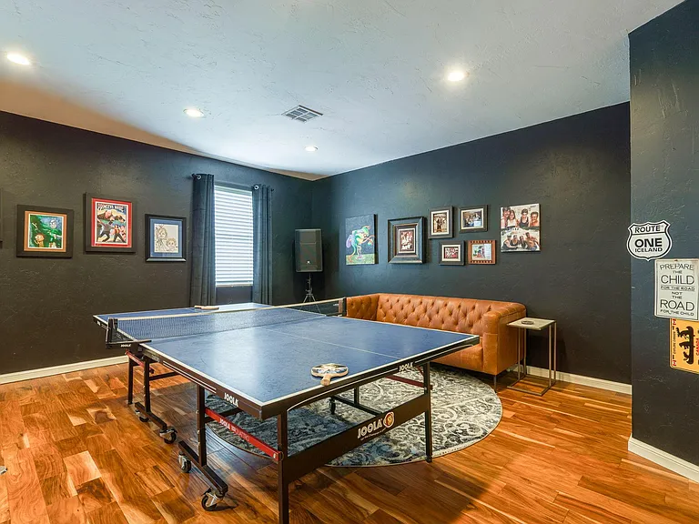 18012 Providence Ave — Photo 29