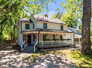 303 SW 2nd St, Lees Summit, MO 64063