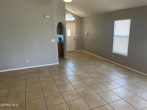 5th image of 3920 Tierra Marfil Rd