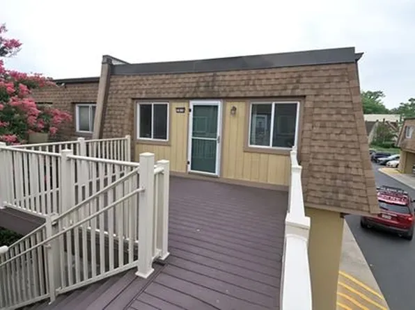 3814 Burlingame Pl, Alexandria, VA 22309