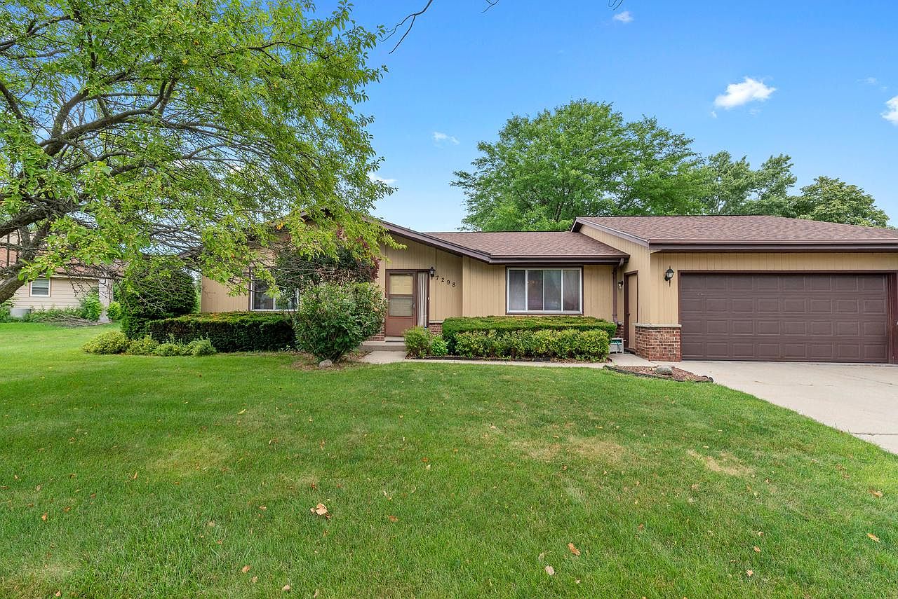 7298 North 97th St, Milwaukee, WI 53224 | Zillow