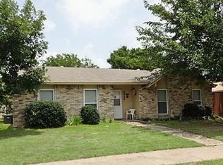 9809 Sophora Cir, Dallas, TX 75249