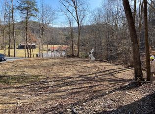 3 Indian Creek Rd, Hillsboro, KY 41049