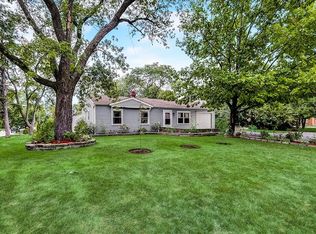 717 Sullivan Rd, Aurora, IL 60506