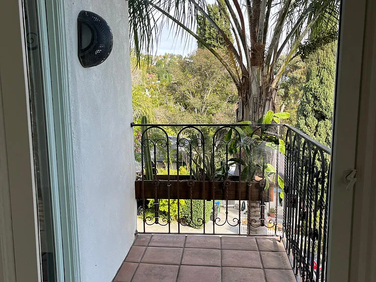1517 Elevado St #SOURCE — Photo 16