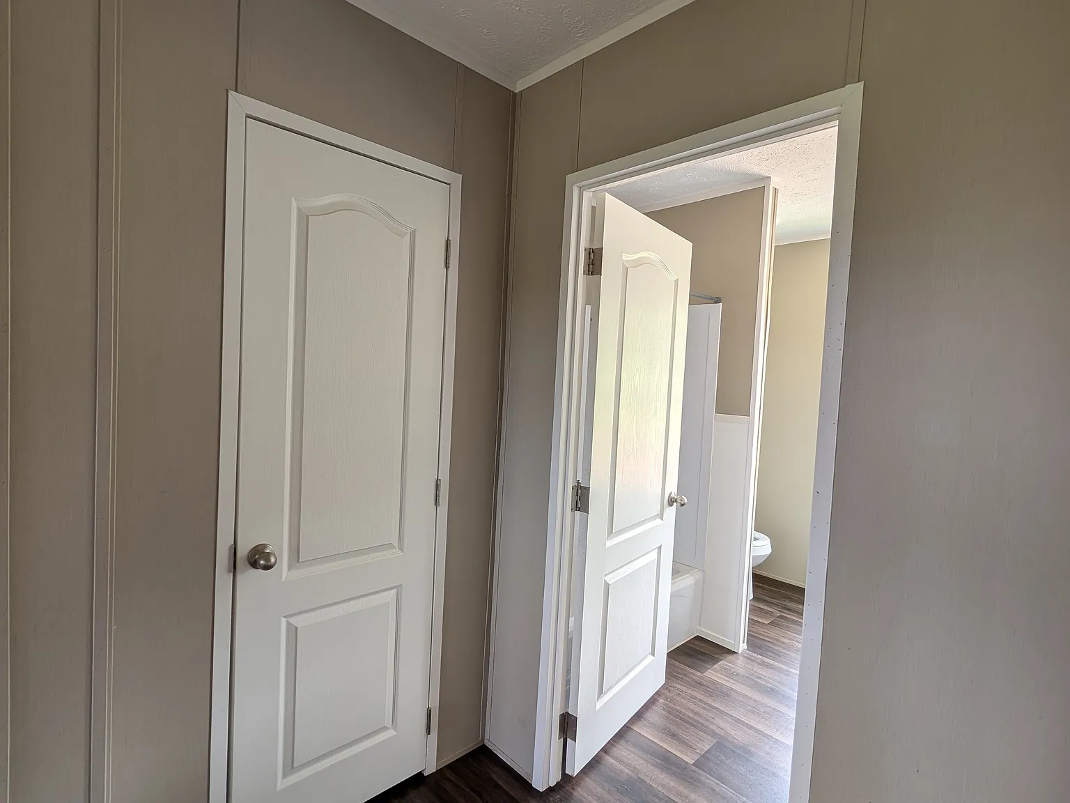 3 bed, 1352 sqft, $1,800 — Photo 4