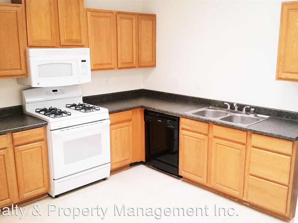 1st image of 79210 Avenue 42 APT C8