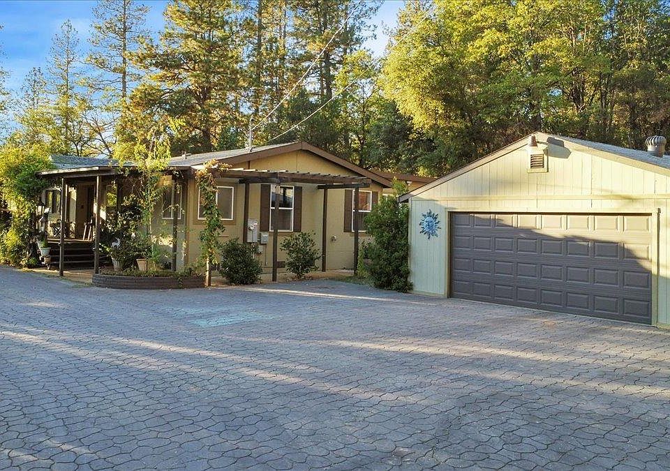 1st image of 12775 Silver Crest Dr