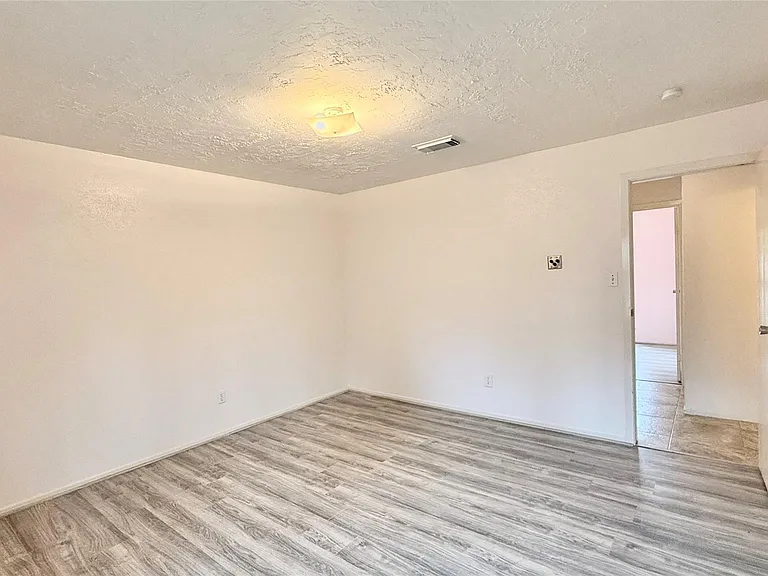 18 Dellforest Ct — Photo 21