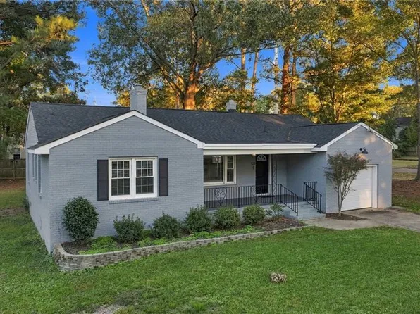 102 Thalia Rd, Virginia Beach, VA 23452