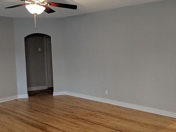 4th image of 3124 Greenwich Ave