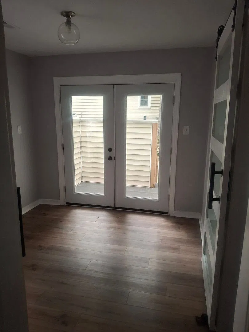 Spacious 4BR House in Richmond — Photo 2