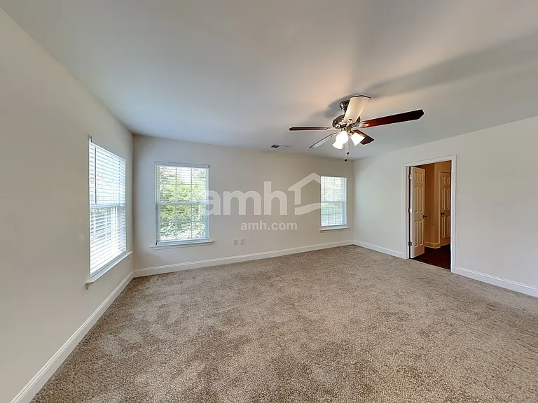 411 Waterlemon Way — Photo 10