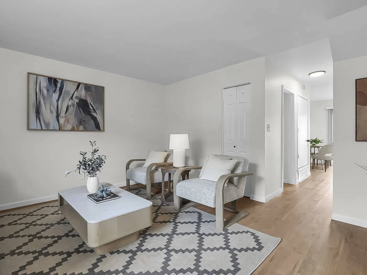 1289 Rental Condo Community — Photo 3