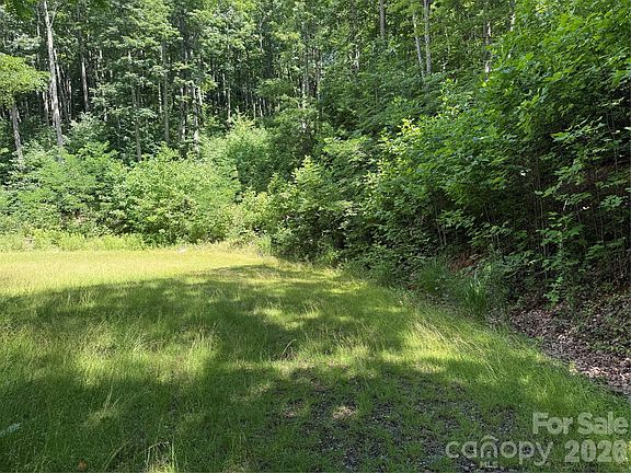 3rd image of 999 Hawks Nest Dr #86