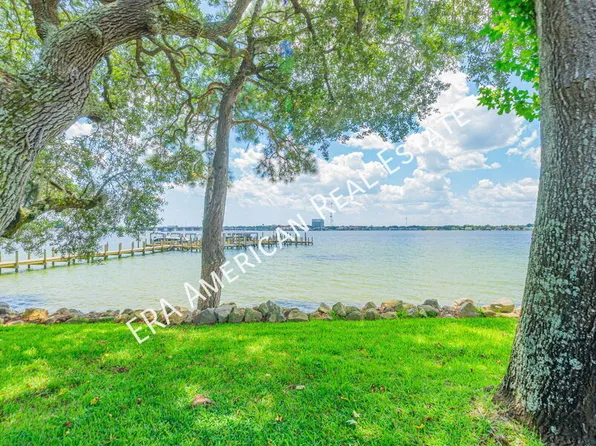 287 Shalimar Dr, Shalimar, FL 32579