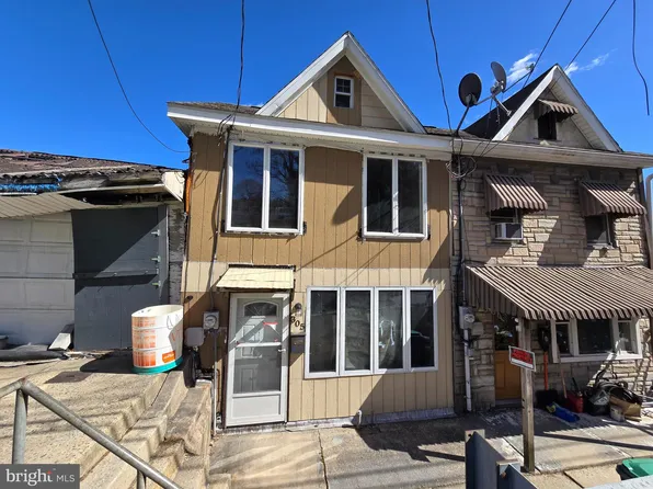 305 W Washington St, Tamaqua, PA 18252