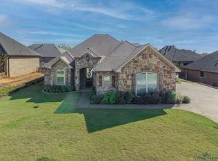 1614 Olympic Dr, Longview, TX 75605