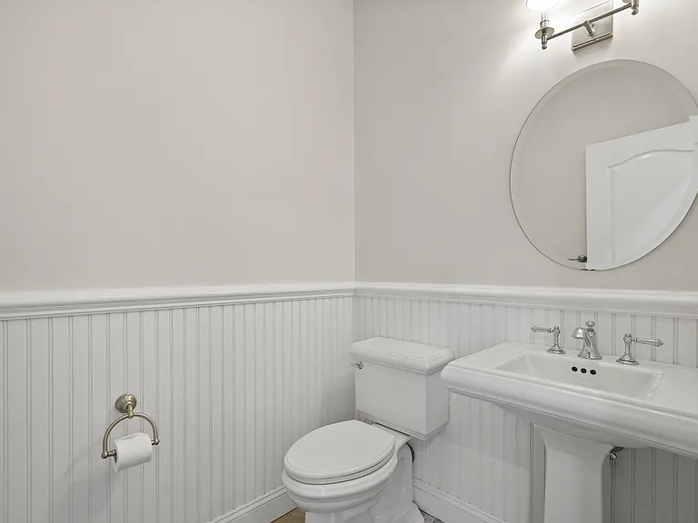 25 Decatur St #B — Photo 11