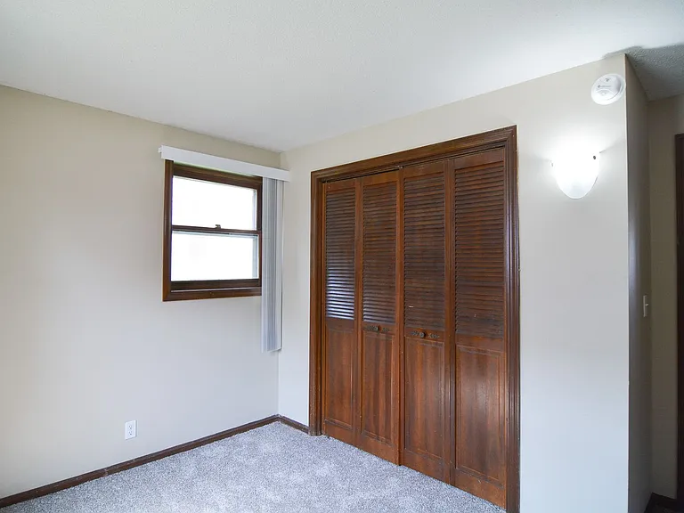 The Heights Apartments — Photo 26