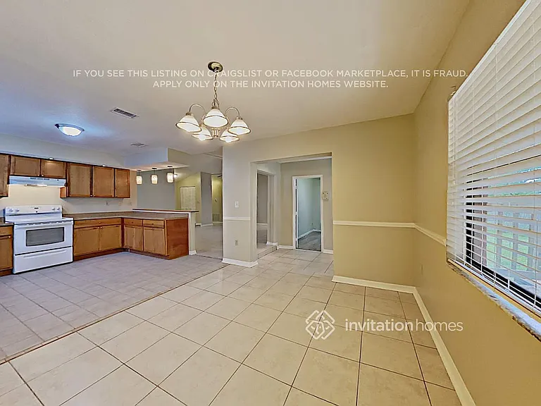 330 Woods Lake Dr — Photo 8