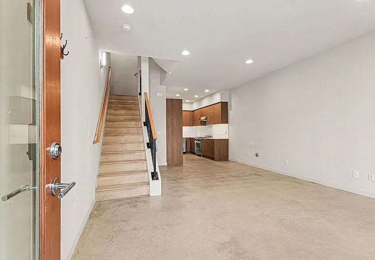 3810 California Ave SW #B — Photo 6