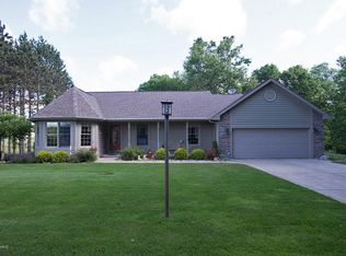 22449 Bedford Rd N, Battle Creek, MI 49017