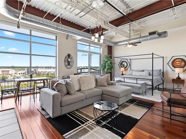 221 Market St Unit 552, Virginia Beach, VA 23462