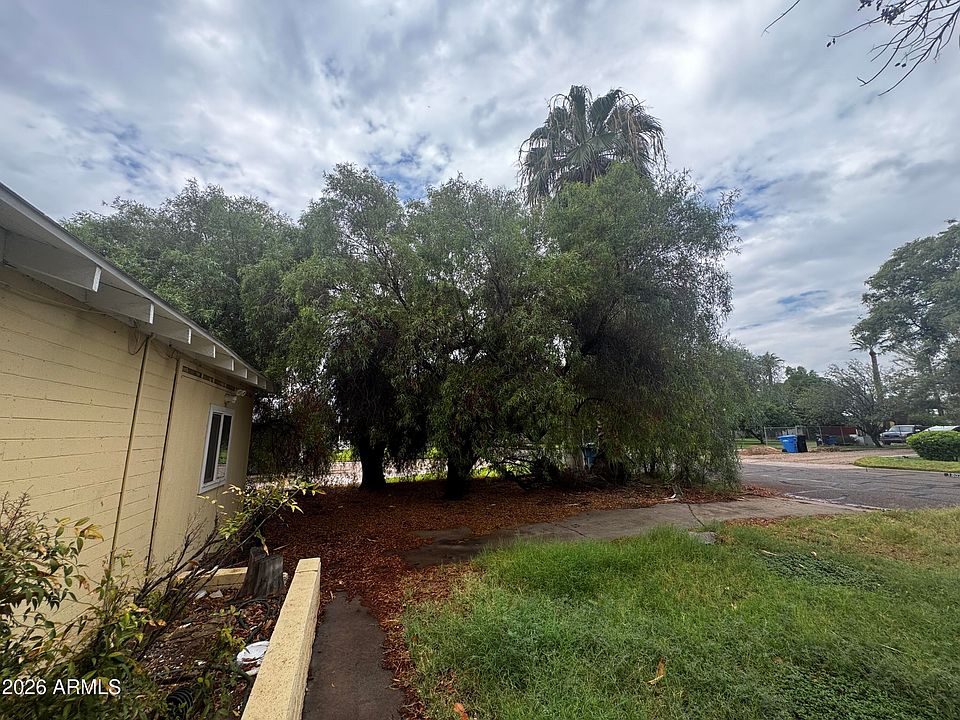 1st image of 1809 W El Caminito Drive