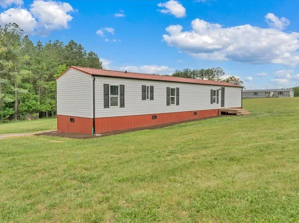 9467 Truevine Rd, Glade Hill, VA 24092