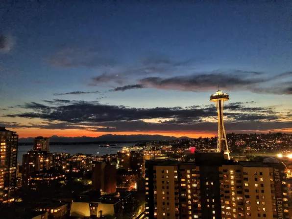 583 Battery St APT 2105N, Seattle, WA 98121