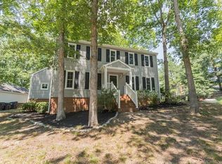 13100 Queensgate Rd, Midlothian, VA 23114