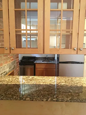 Rented by Urban Real Estate Property Group Inc | media 18