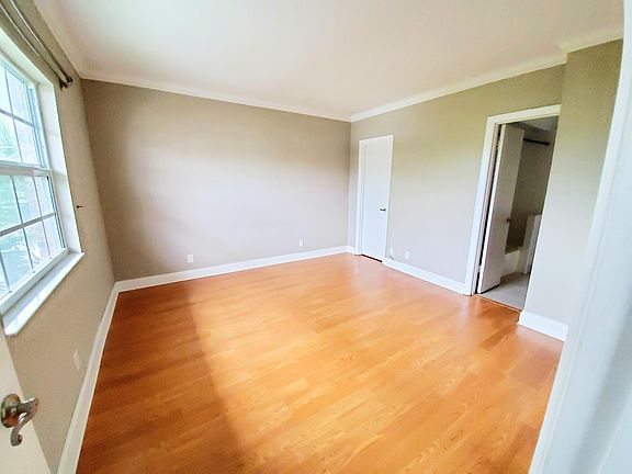 5th image of 2426 SE 17th Street Cswy #A30