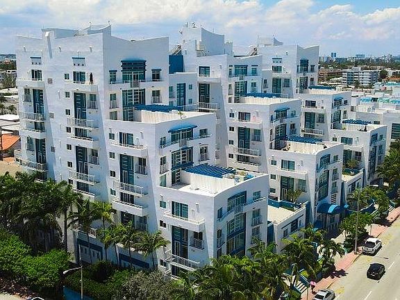 2nd image of 7600 Collins Ave #4