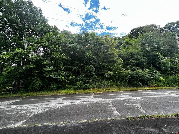 4th image of Michelham Dr