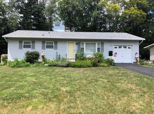 109 Maple Grove Dr, Pittsfield, MA 01201