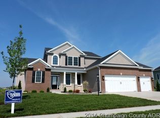 305 Denton Dr, Savoy, IL 61874