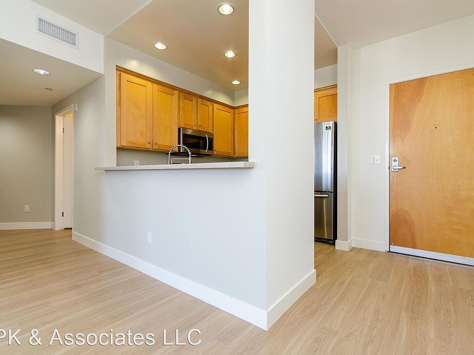 1st image of 6931 Kittyhawk Ave APT 103
