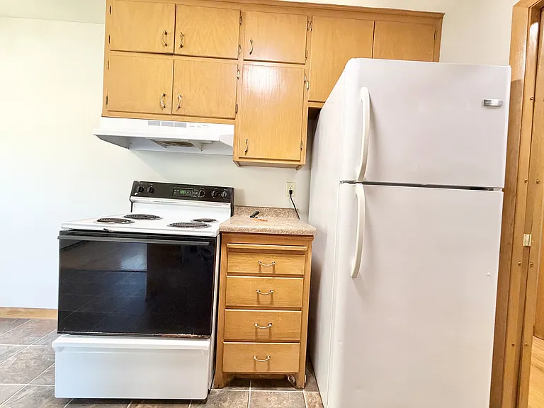 1659 Capital Ave #1 — Photo 3