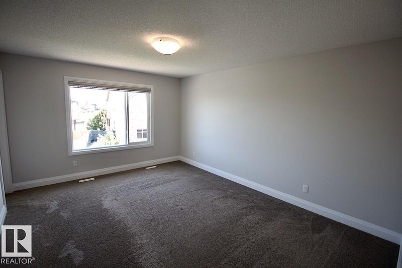 Edmonton House for rent - 3 Bedrooms — photo 14