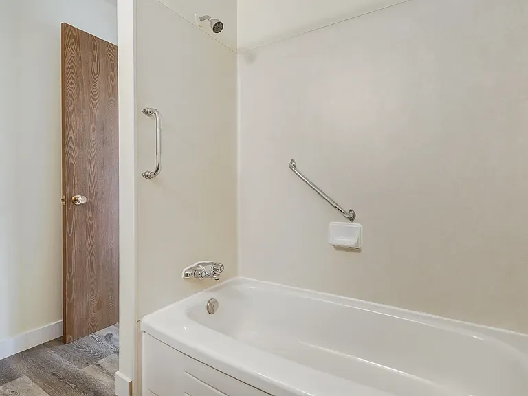 1 Huntington Hl NW — Photo 42