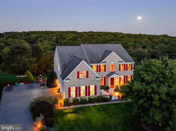 900 Zenith Dr, Freeland, MD 21053